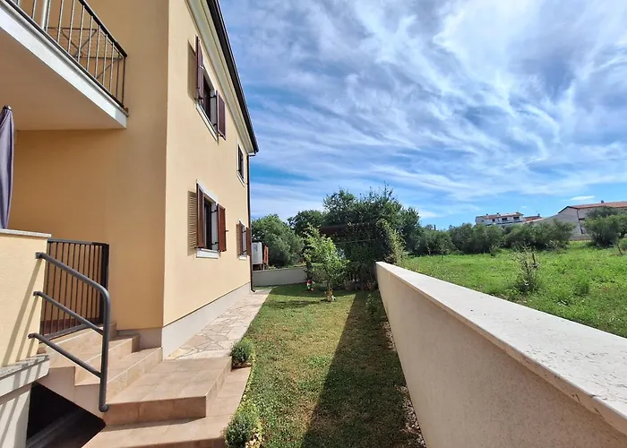 Berber Privatunterkunft Babici